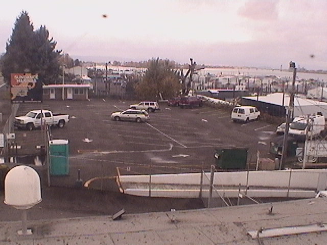 Thumbnail for current weather camera view from Rodgers Marine LLC in Portland, Oregon