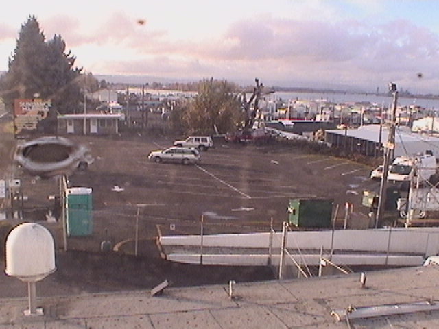 Thumbnail for current weather camera view from Rodgers Marine LLC in Portland, Oregon