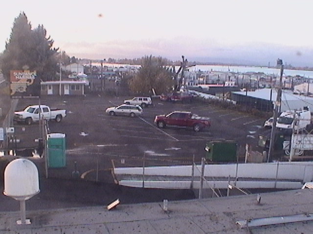 Thumbnail for current weather camera view from Rodgers Marine LLC in Portland, Oregon