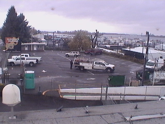 Thumbnail for current weather camera view from Rodgers Marine LLC in Portland, Oregon