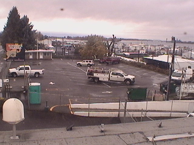 Thumbnail for current weather camera view from Rodgers Marine LLC in Portland, Oregon