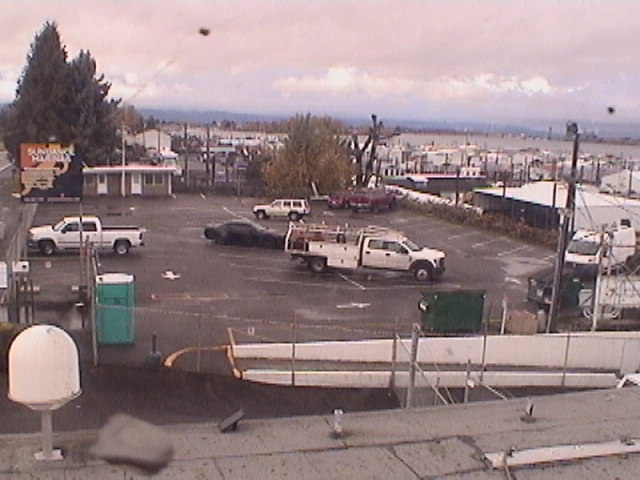 Thumbnail for current weather camera view from Rodgers Marine LLC in Portland, Oregon