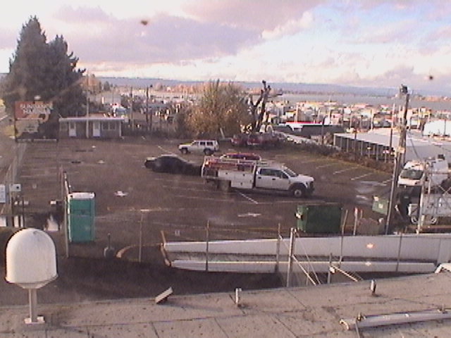 Thumbnail for current weather camera view from Rodgers Marine LLC in Portland, Oregon