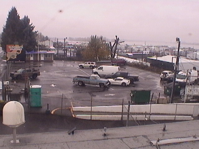 Thumbnail for current weather camera view from Rodgers Marine LLC in Portland, Oregon