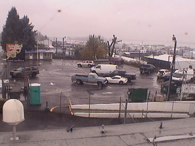 Thumbnail for current weather camera view from Rodgers Marine LLC in Portland, Oregon