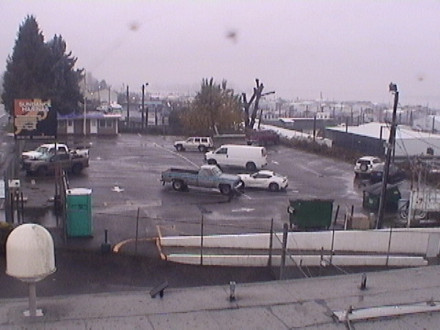 Thumbnail for current weather camera view from Rodgers Marine LLC in Portland, Oregon