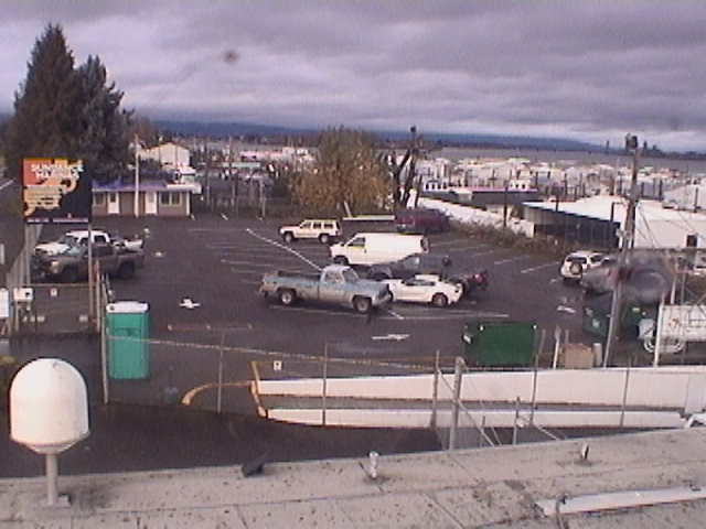 Thumbnail for current weather camera view from Rodgers Marine LLC in Portland, Oregon