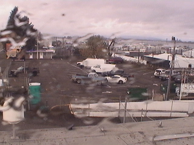 Thumbnail for current weather camera view from Rodgers Marine LLC in Portland, Oregon