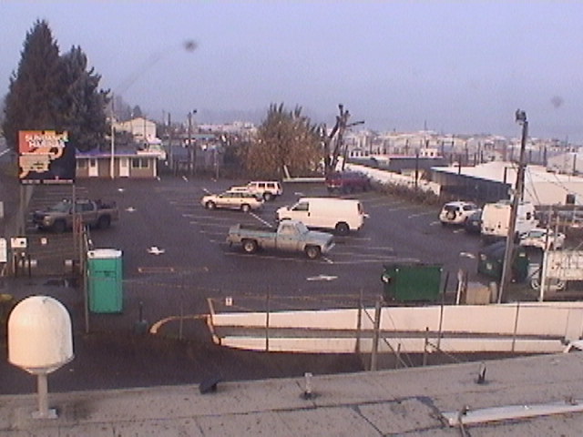 Thumbnail for current weather camera view from Rodgers Marine LLC in Portland, Oregon