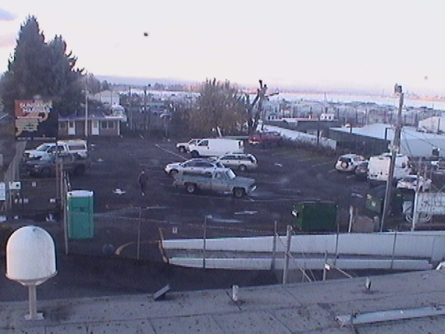 Thumbnail for current weather camera view from Rodgers Marine LLC in Portland, Oregon