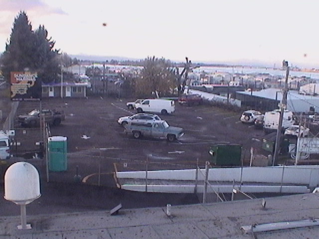 Thumbnail for current weather camera view from Rodgers Marine LLC in Portland, Oregon