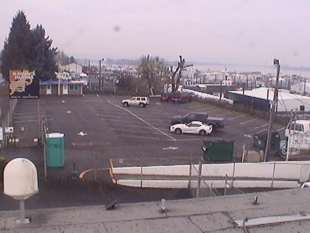 Thumbnail for current weather camera view from Rodgers Marine LLC in Portland, Oregon