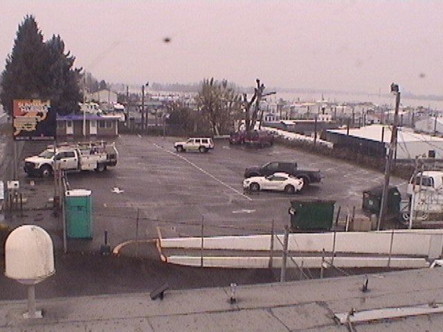 Thumbnail for current weather camera view from Rodgers Marine LLC in Portland, Oregon