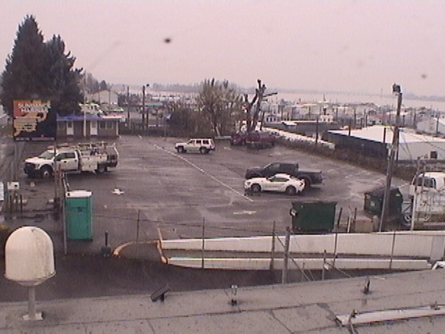 Thumbnail for current weather camera view from Rodgers Marine LLC in Portland, Oregon