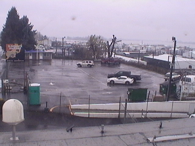 Thumbnail for current weather camera view from Rodgers Marine LLC in Portland, Oregon