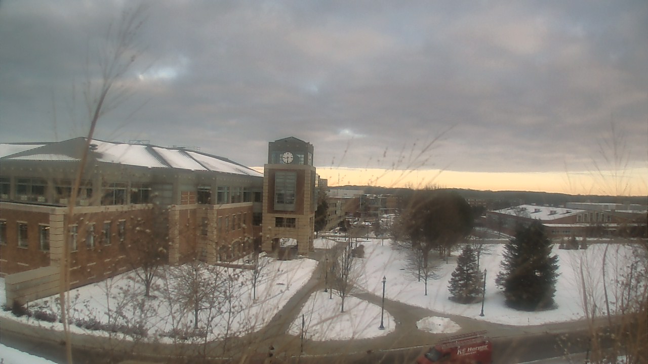 Thumbnail for current weather camera view from Eastern Michigan University in Ypsilanti, Michigan