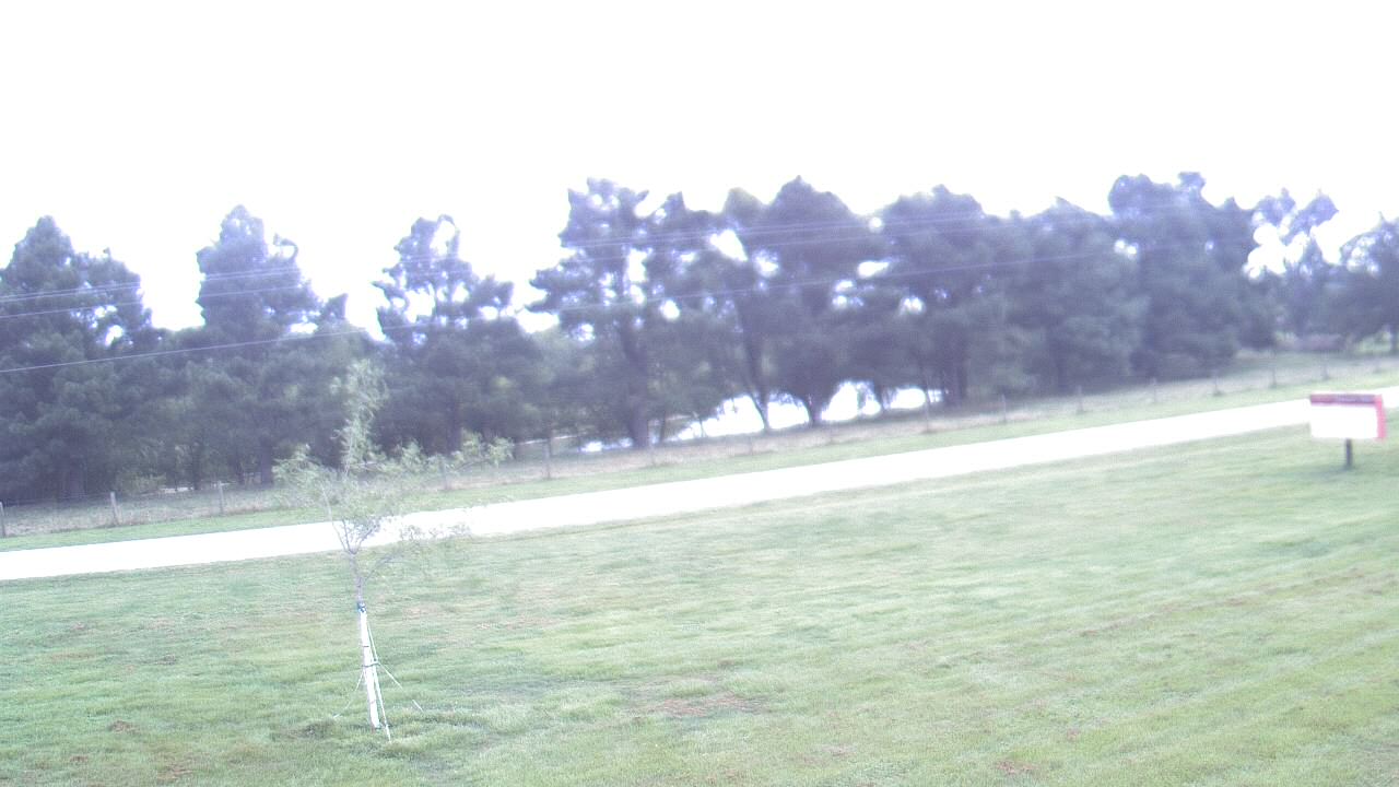 Thumbnail for current weather camera view from Lincoln ES in Pittsburg, Illinois