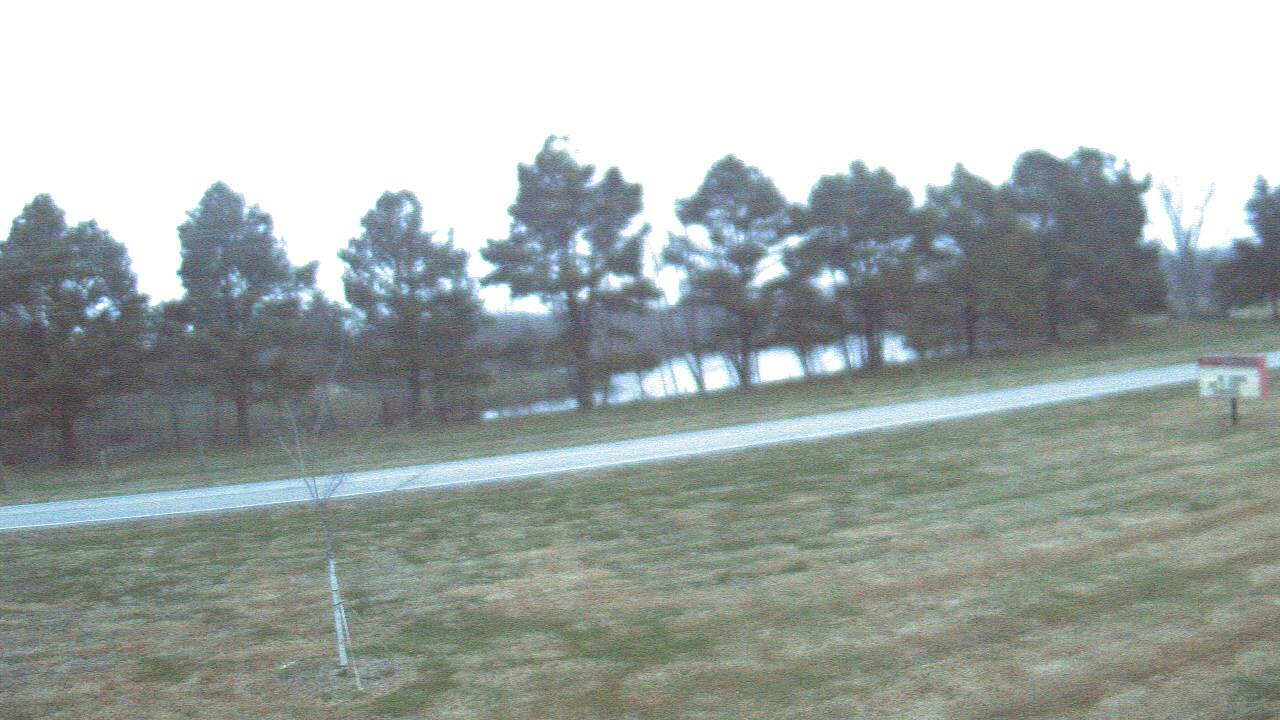 Thumbnail for current weather camera view from Lincoln ES in Pittsburg, Illinois