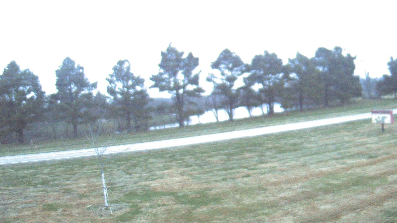 Thumbnail for current weather camera view from Lincoln ES in Pittsburg, Illinois