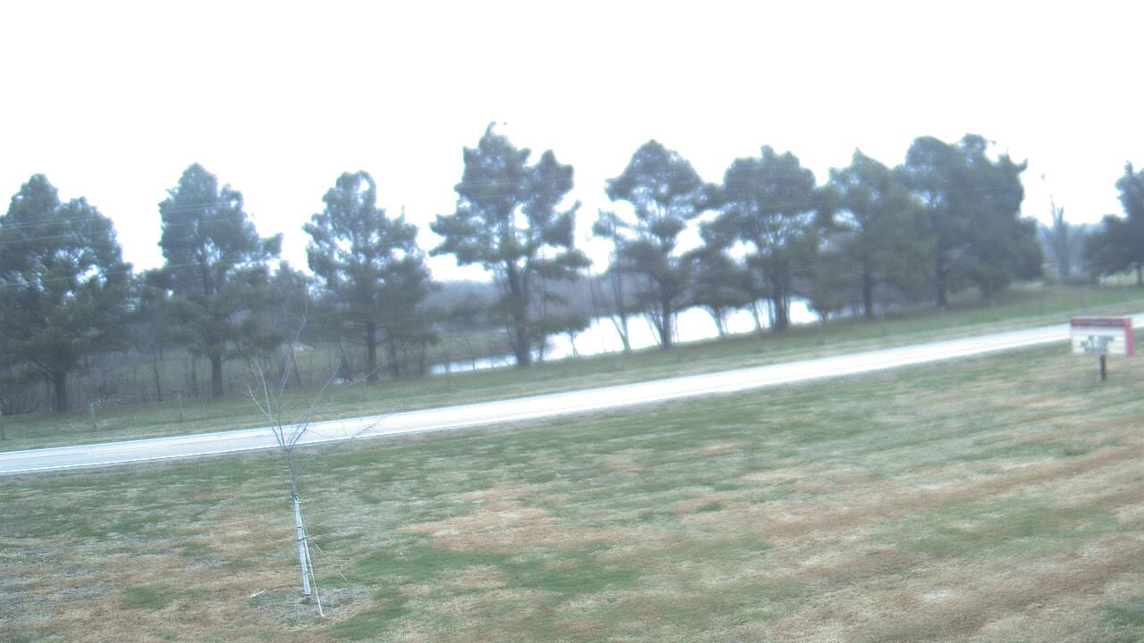 Thumbnail for current weather camera view from Lincoln ES in Pittsburg, Illinois