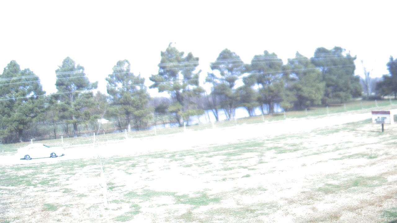 Thumbnail for current weather camera view from Lincoln ES in Pittsburg, Illinois