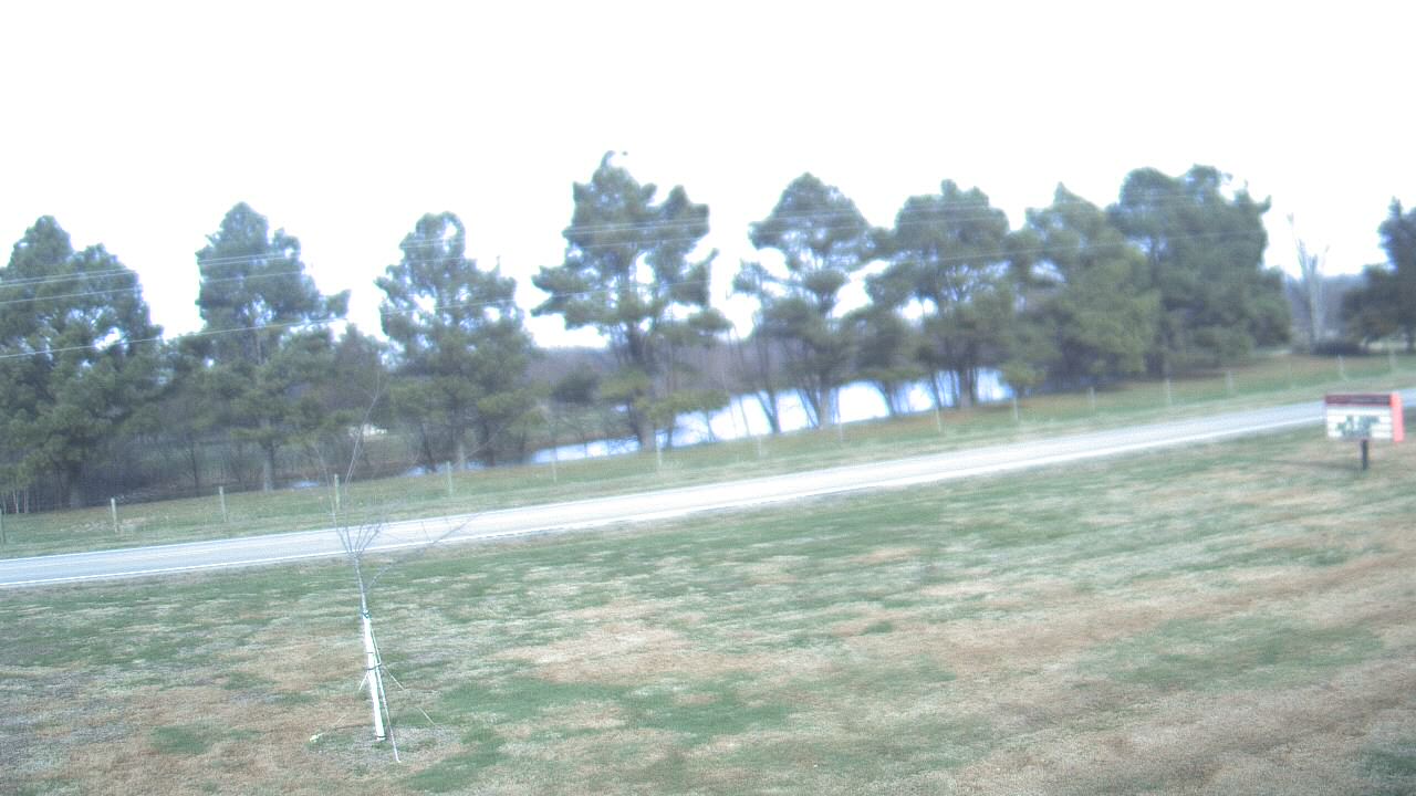 Thumbnail for current weather camera view from Lincoln ES in Pittsburg, Illinois