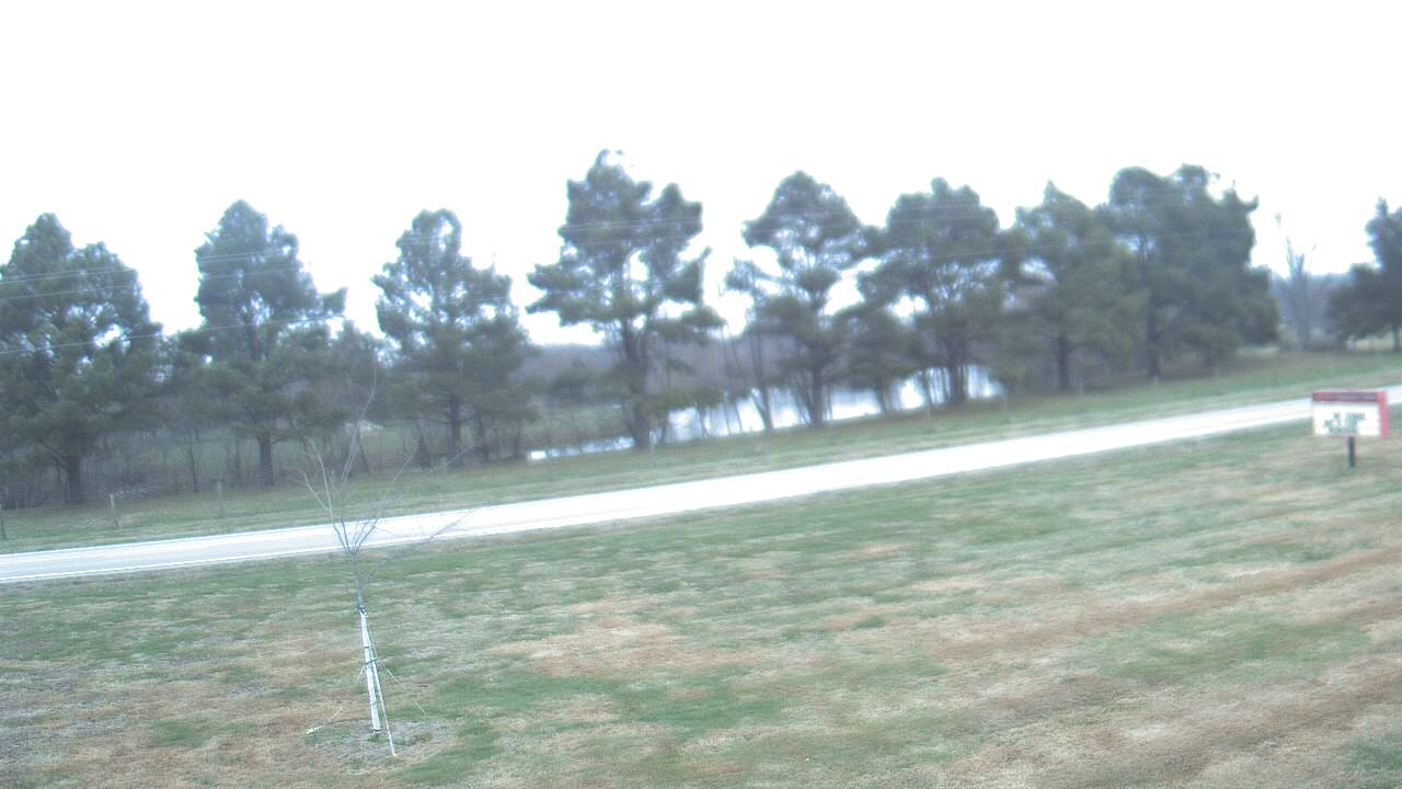 Thumbnail for current weather camera view from Lincoln ES in Pittsburg, Illinois