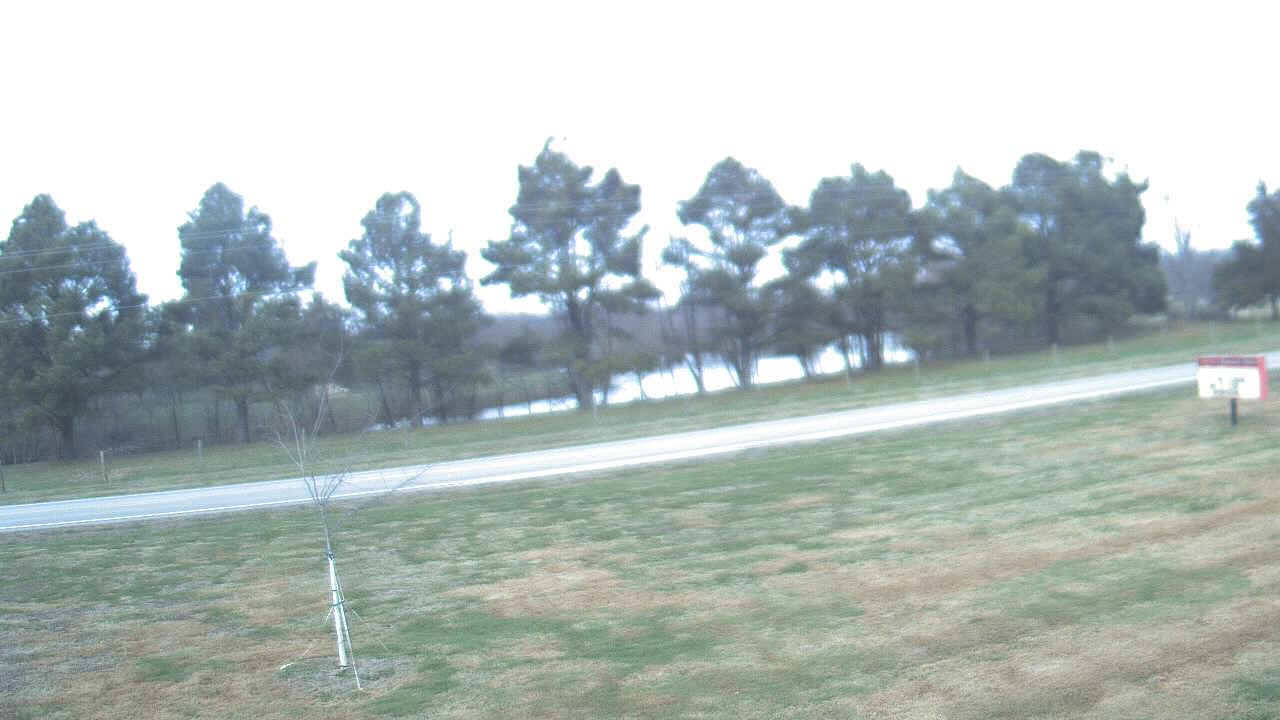 Thumbnail for current weather camera view from Lincoln ES in Pittsburg, Illinois