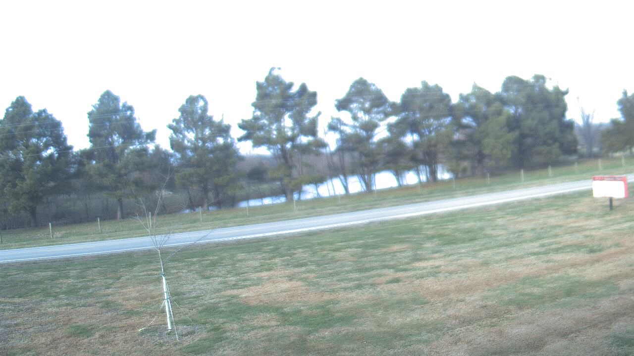 Thumbnail for current weather camera view from Lincoln ES in Pittsburg, Illinois