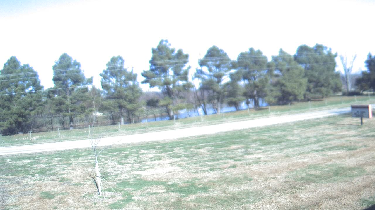 Thumbnail for current weather camera view from Lincoln ES in Pittsburg, Illinois