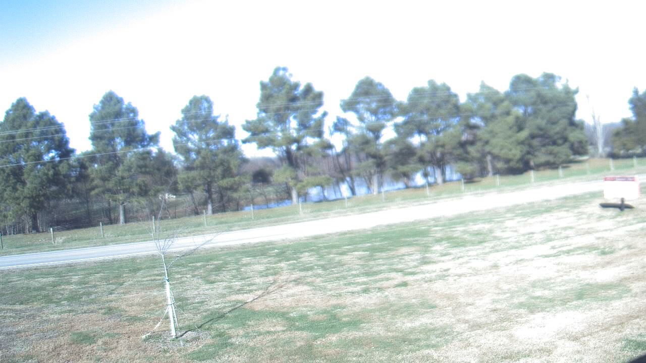 Thumbnail for current weather camera view from Lincoln ES in Pittsburg, Illinois