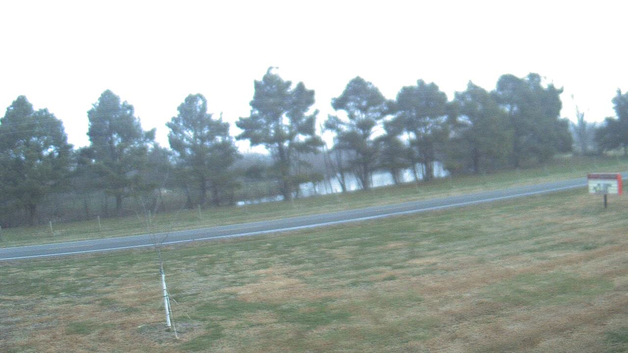 Thumbnail for current weather camera view from Lincoln ES in Pittsburg, Illinois