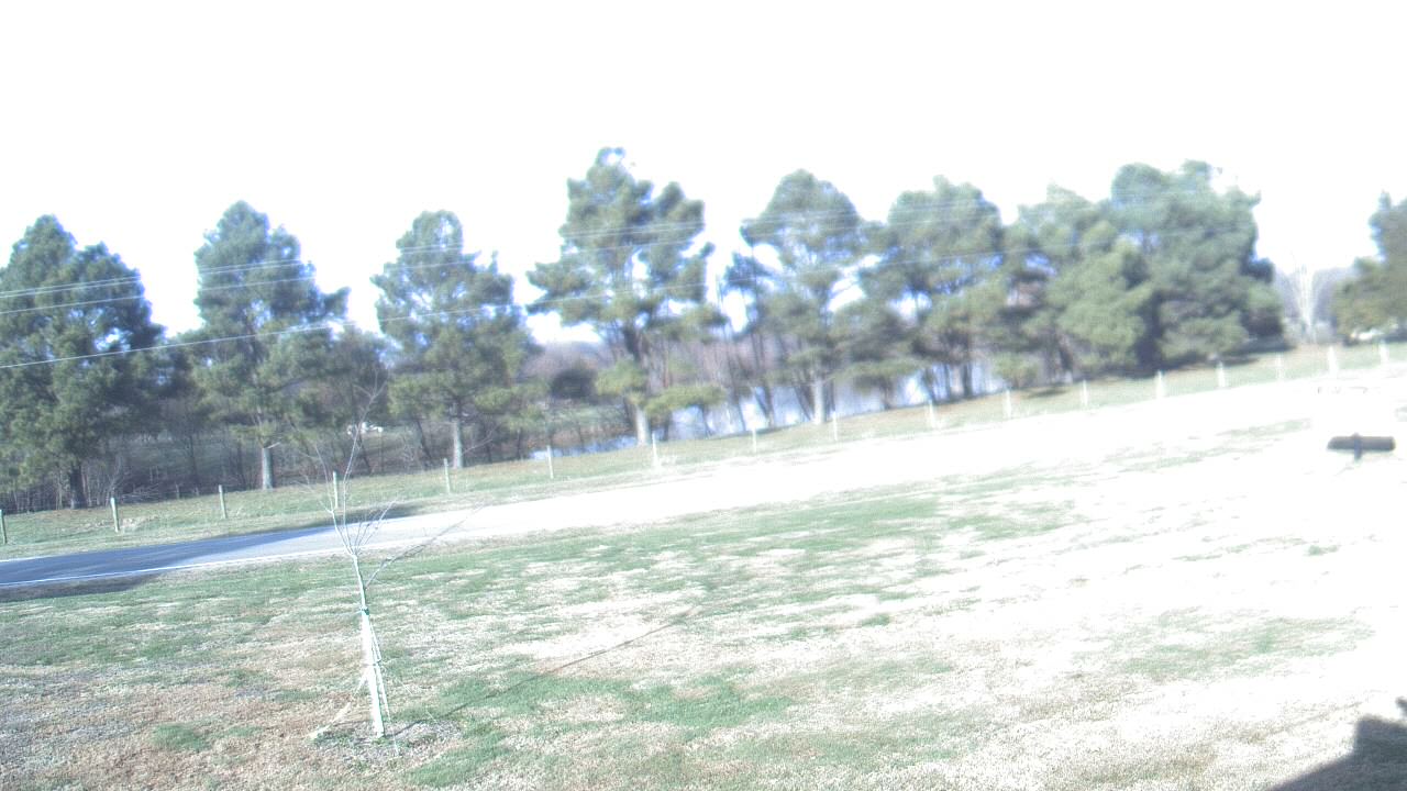 Thumbnail for current weather camera view from Lincoln ES in Pittsburg, Illinois