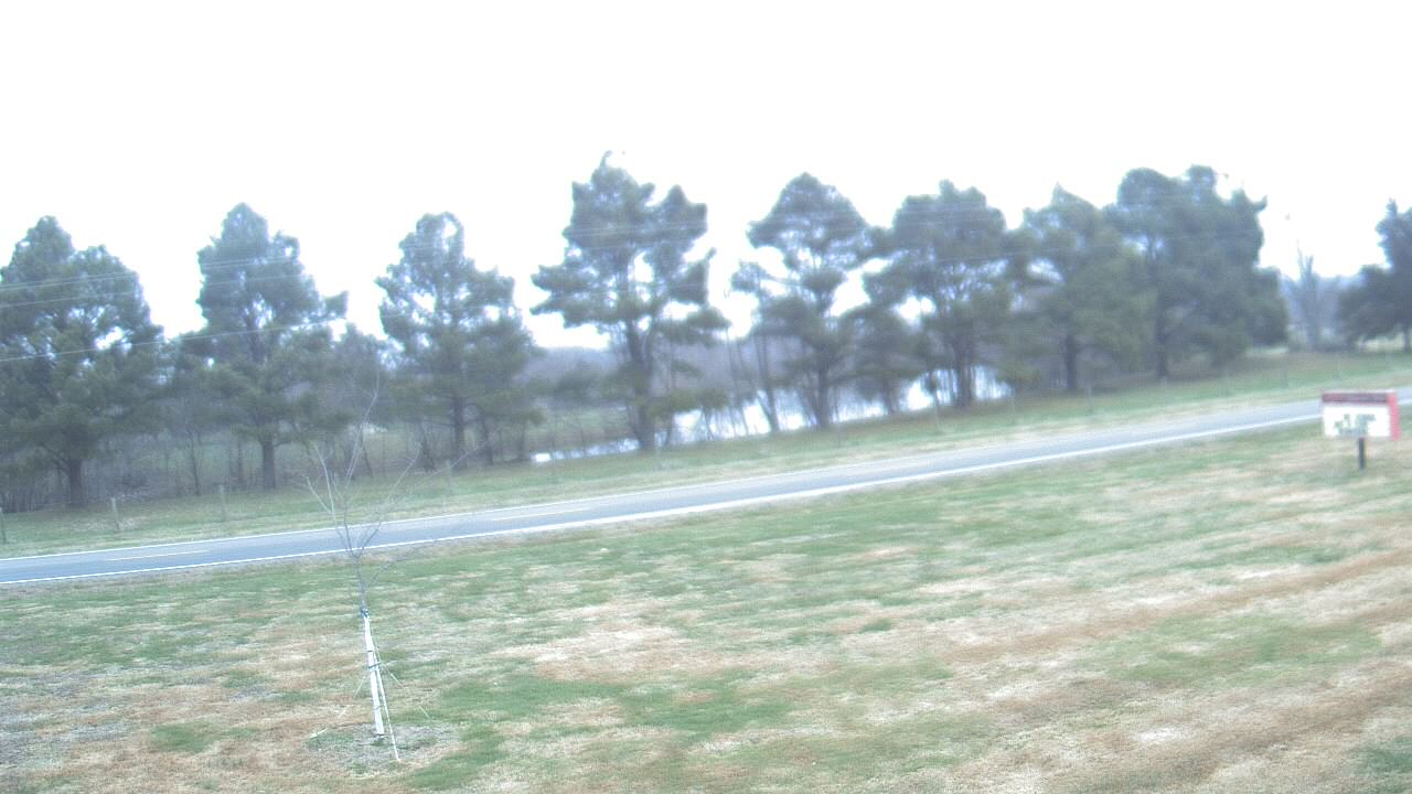 Thumbnail for current weather camera view from Lincoln ES in Pittsburg, Illinois