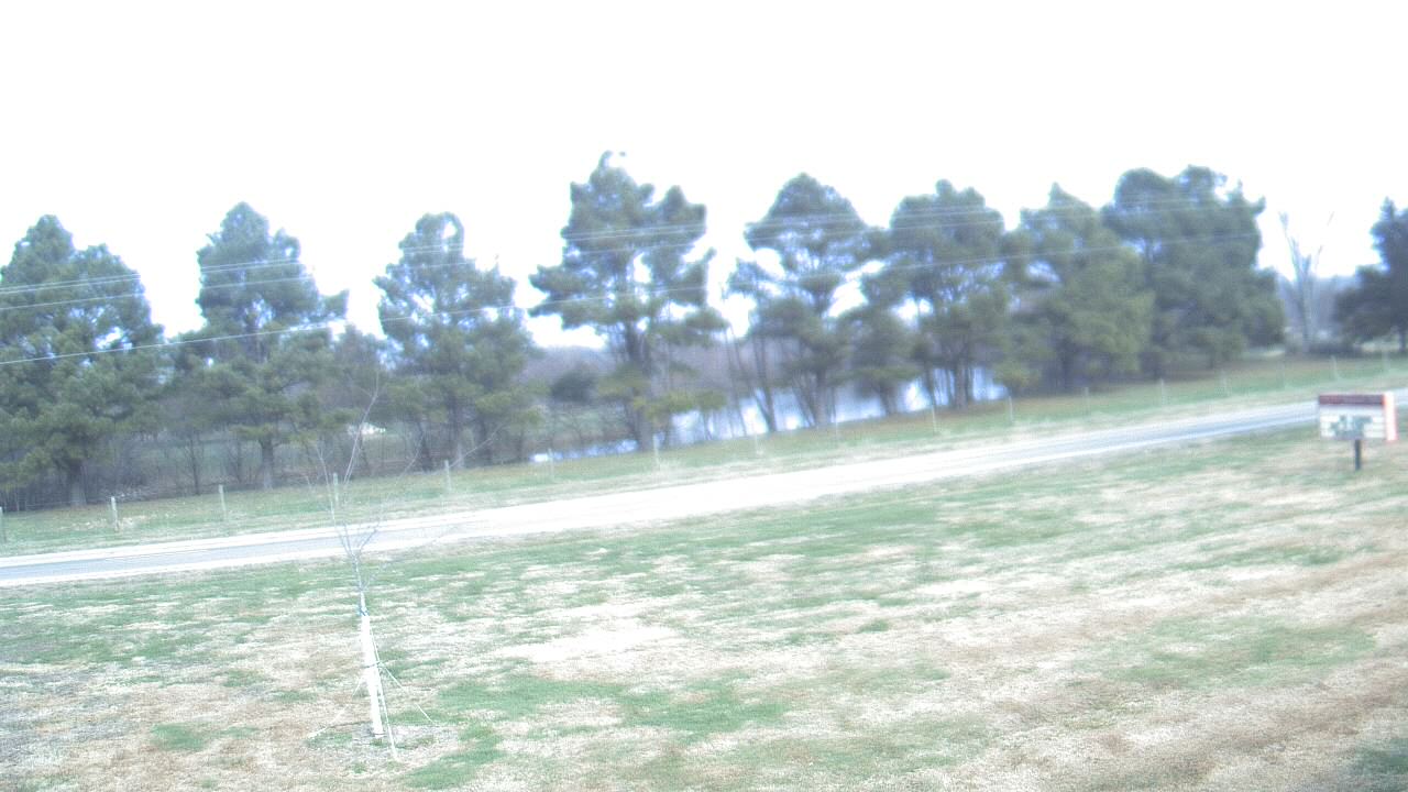 Thumbnail for current weather camera view from Lincoln ES in Pittsburg, Illinois