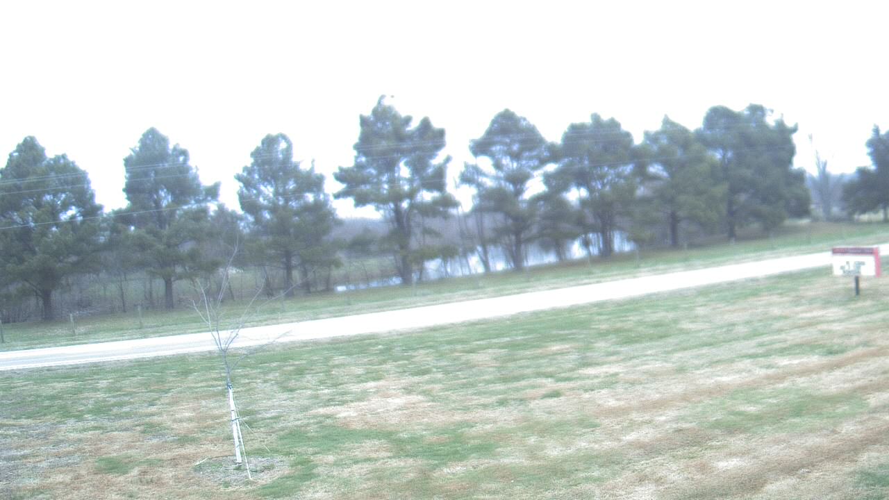 Thumbnail for current weather camera view from Lincoln ES in Pittsburg, Illinois