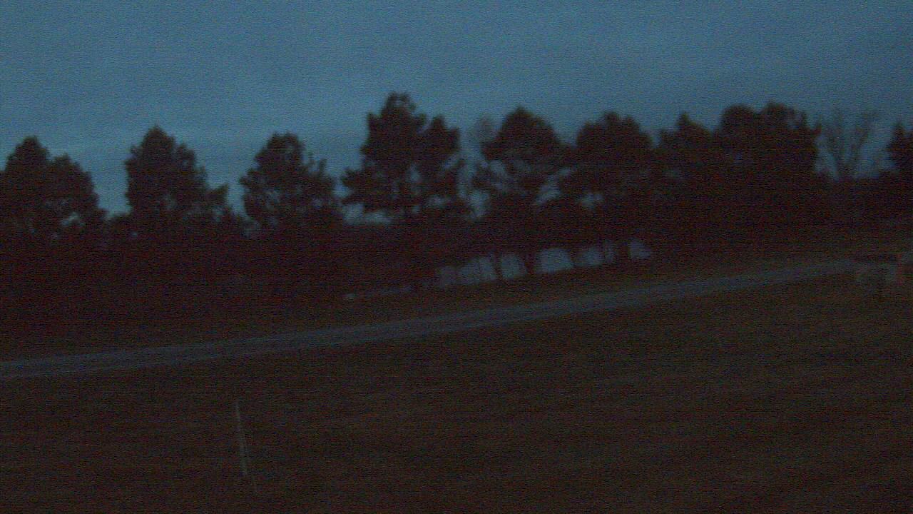 Thumbnail for current weather camera view from Lincoln ES in Pittsburg, Illinois