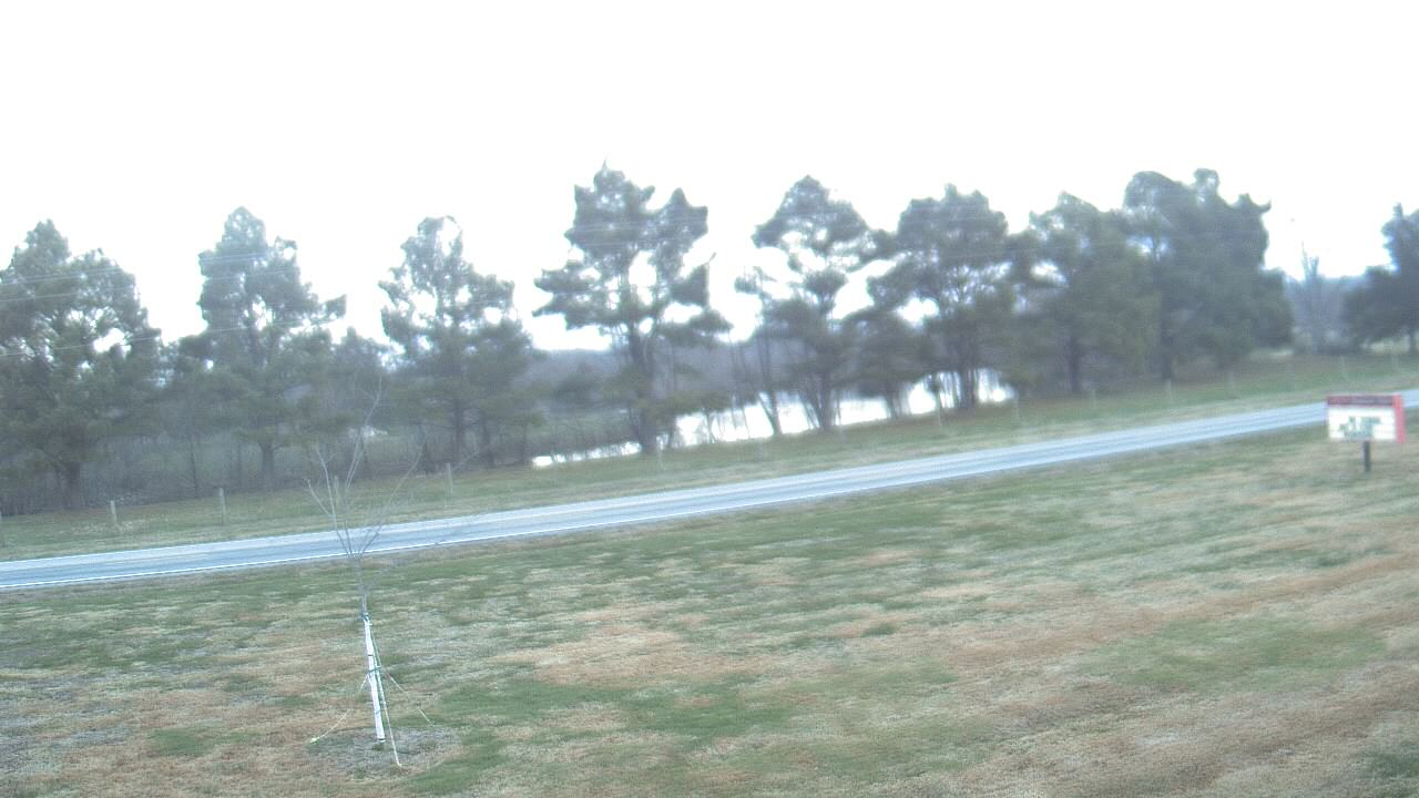 Thumbnail for current weather camera view from Lincoln ES in Pittsburg, Illinois