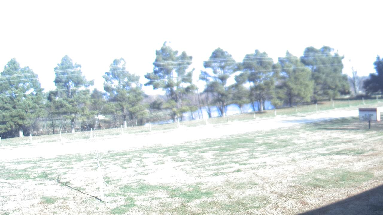 Thumbnail for current weather camera view from Lincoln ES in Pittsburg, Illinois