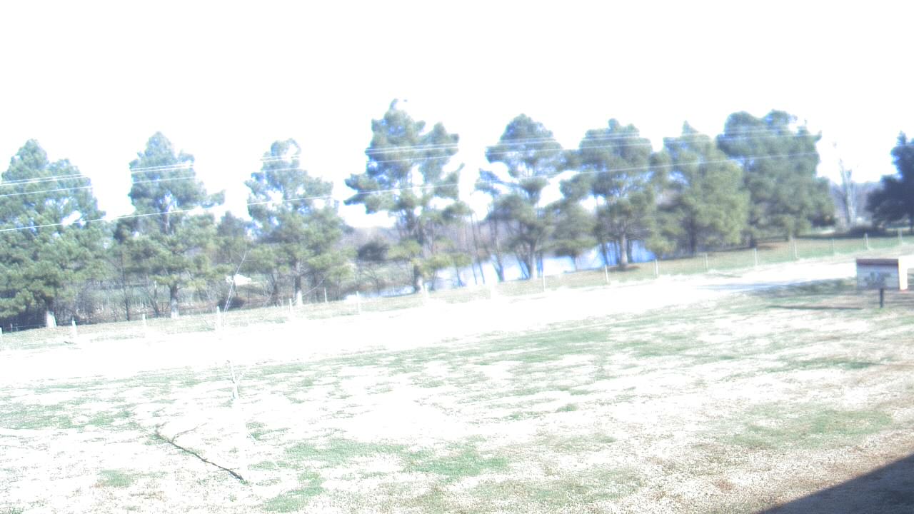 Thumbnail for current weather camera view from Lincoln ES in Pittsburg, Illinois