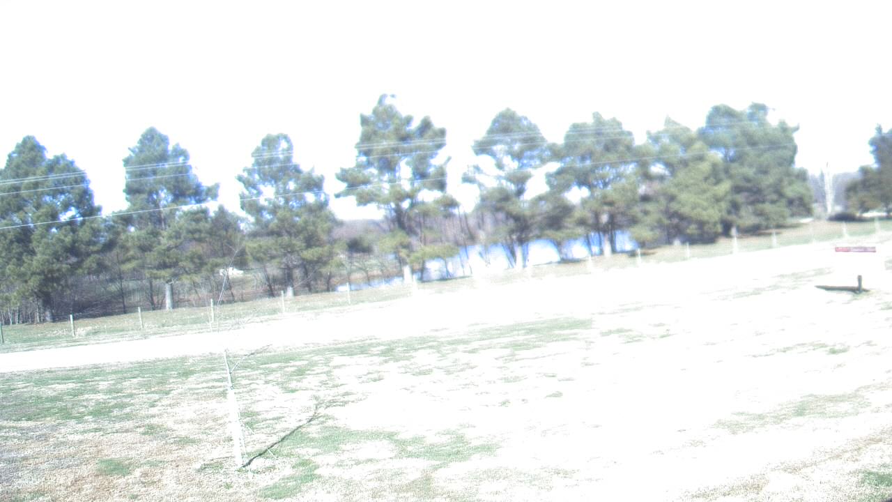 Thumbnail for current weather camera view from Lincoln ES in Pittsburg, Illinois