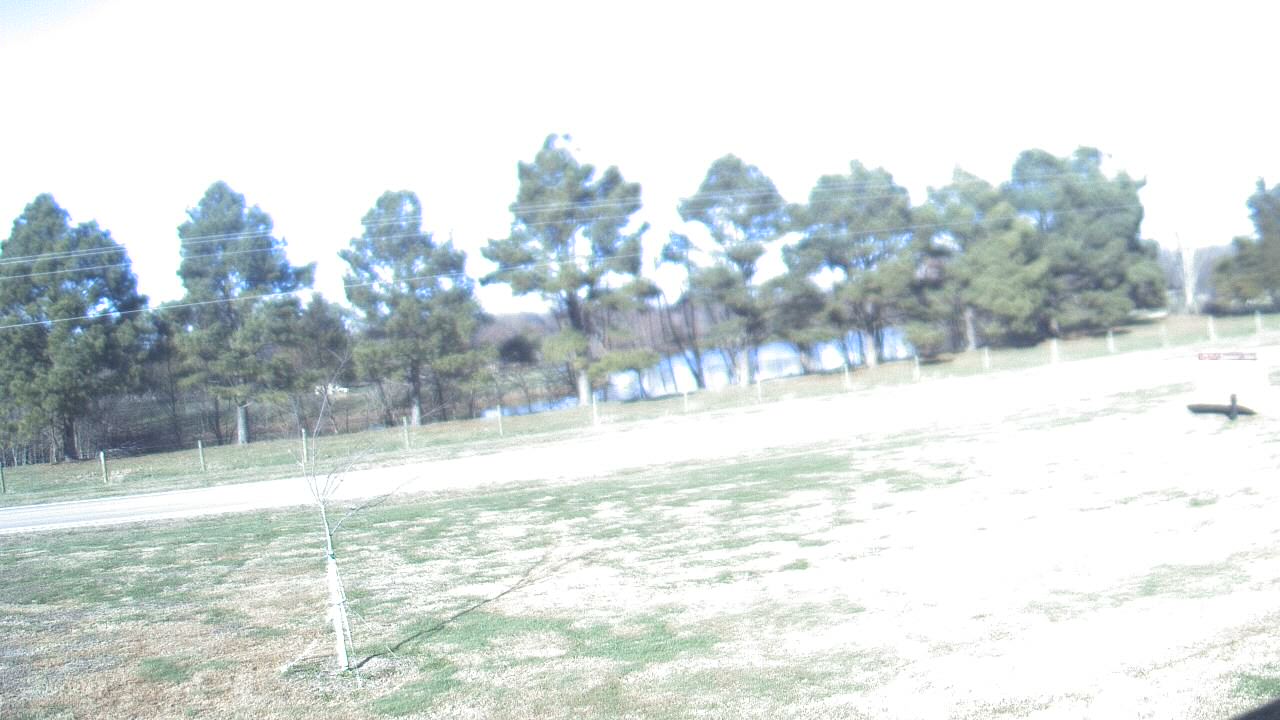 Thumbnail for current weather camera view from Lincoln ES in Pittsburg, Illinois