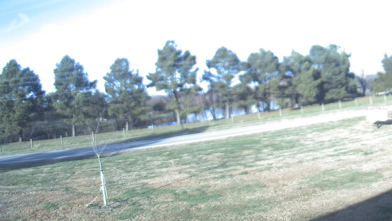 Thumbnail for current weather camera view from Lincoln ES in Pittsburg, Illinois