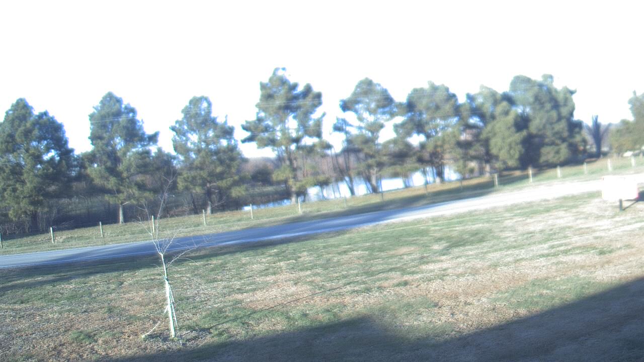 Thumbnail for current weather camera view from Lincoln ES in Pittsburg, Illinois