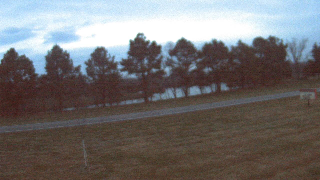 Thumbnail for current weather camera view from Lincoln ES in Pittsburg, Illinois