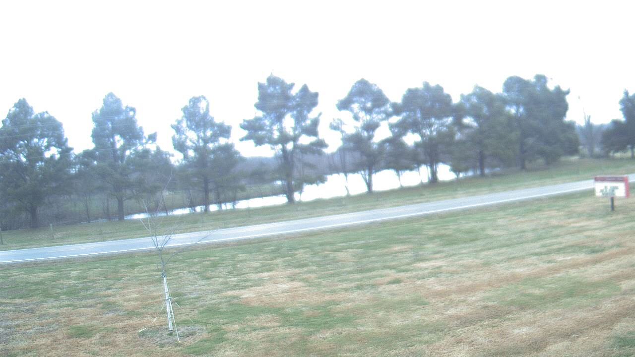 Thumbnail for current weather camera view from Lincoln ES in Pittsburg, Illinois