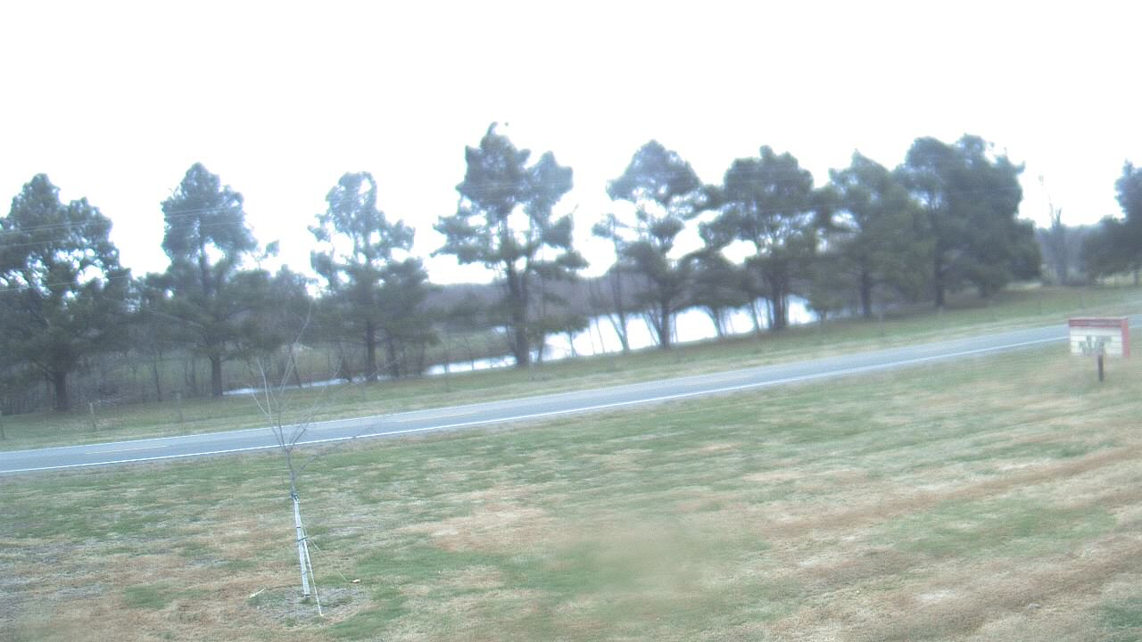 Thumbnail for current weather camera view from Lincoln ES in Pittsburg, Illinois