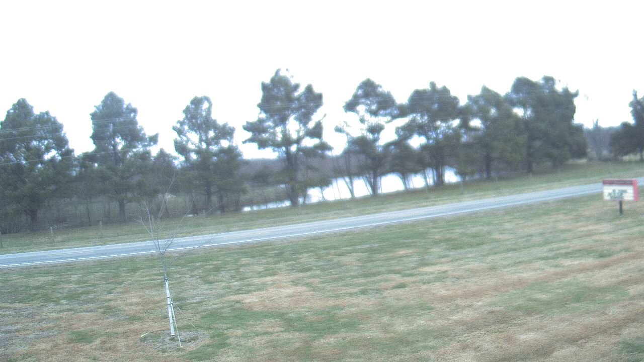 Thumbnail for current weather camera view from Lincoln ES in Pittsburg, Illinois