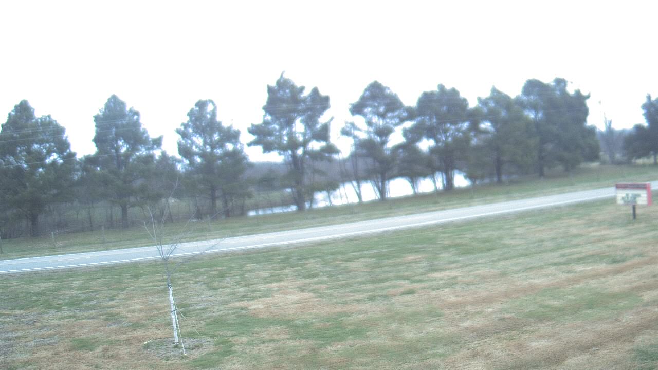 Thumbnail for current weather camera view from Lincoln ES in Pittsburg, Illinois