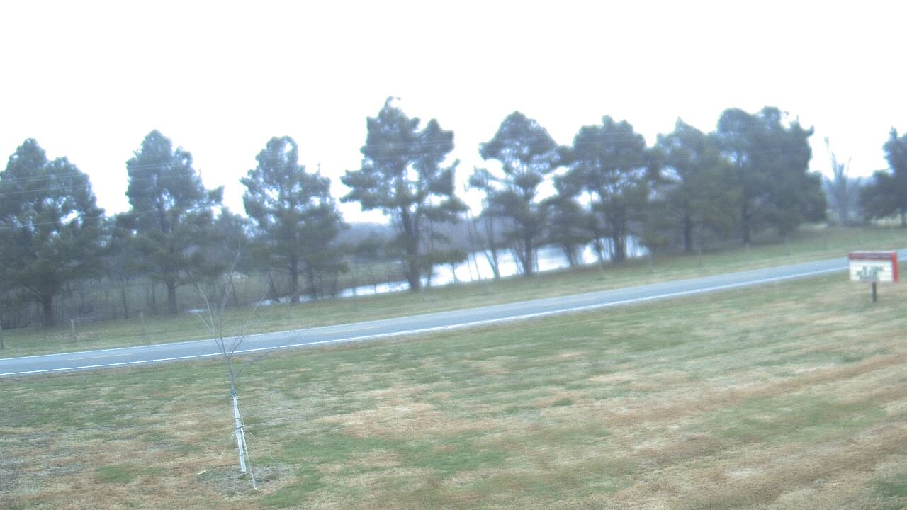 Thumbnail for current weather camera view from Lincoln ES in Pittsburg, Illinois